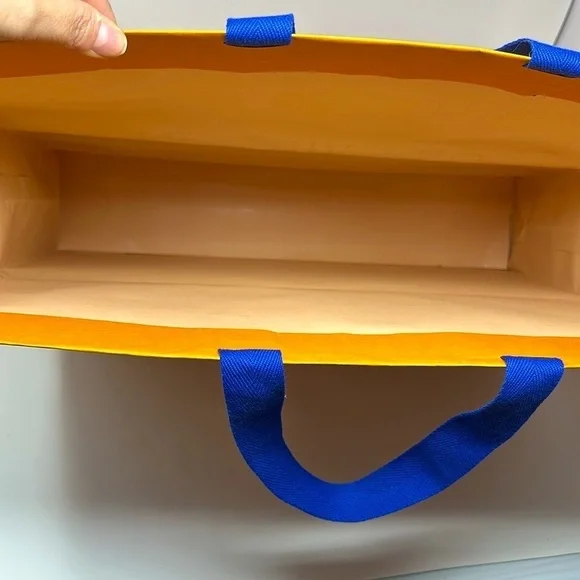 Louis Vuitton Extra Large Shopping Bag 19” x 21” x 5” - Picture 5 of 7